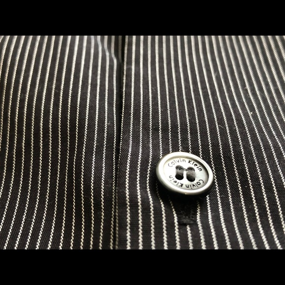 Calvin Klein Shirt - Picture 4 of 4